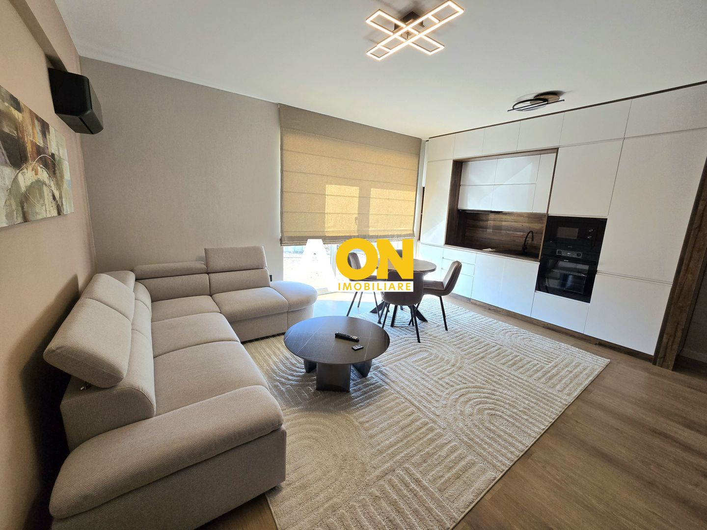 Apartament cu 2 Camere, Ultrafinisat, Prima Închiriere, Zona Cetate - Poză 2