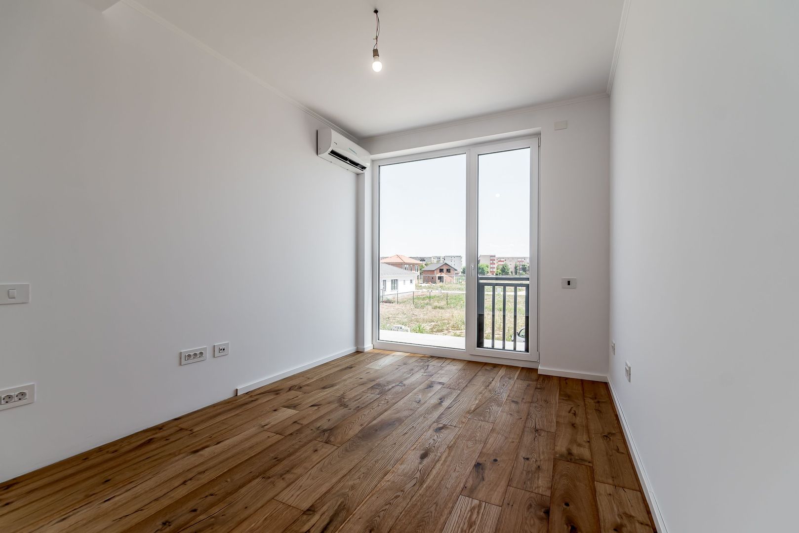 Casa NOUA tip duplex - Complex AFI ARAD - COMISION 0 - Poză 5