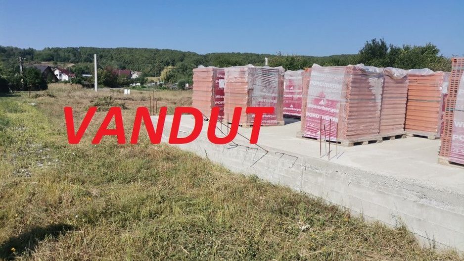 Vanzare teren Smeura cu AC si casa in constructie - Poză 1