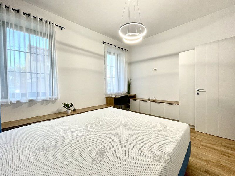 Elegant, finisaje premium, locație deosebita - 3 camere  în Bălcescu - Poză 19