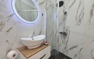 Casa de vânzare zona Centrală - 225 mp - Poză 13