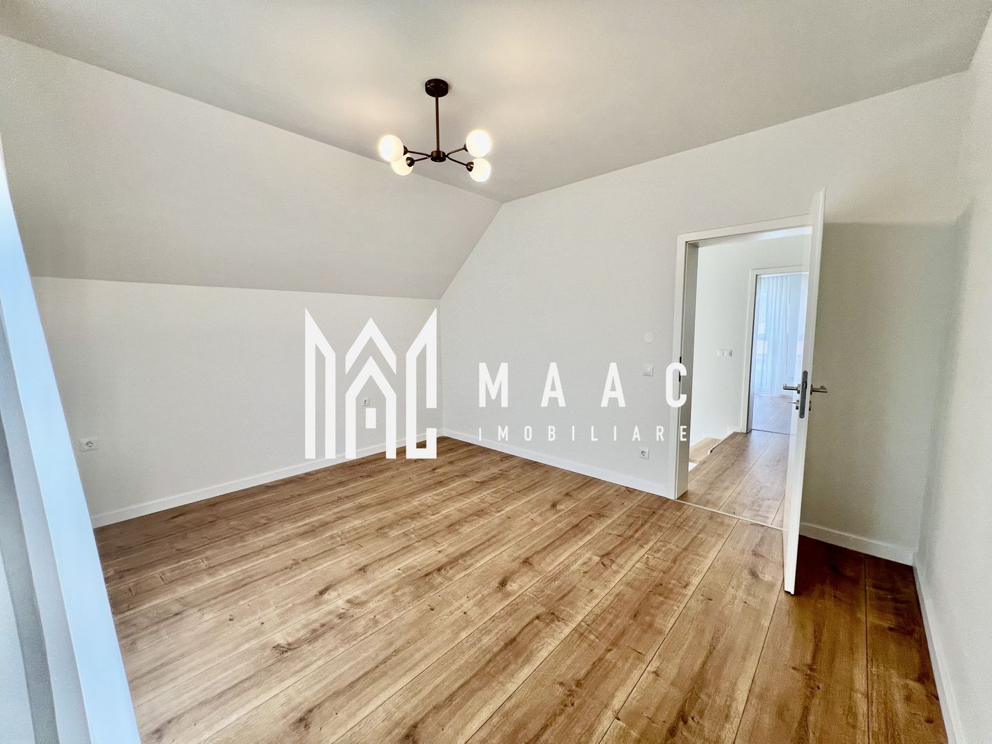 Casă individuală 4 camere | 120 mp utili | Teren 470 mp | Pompă de căldură - Poză 12