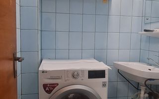 3 camere | Decomandat | Centrala proprie | Parcare - Poză 11