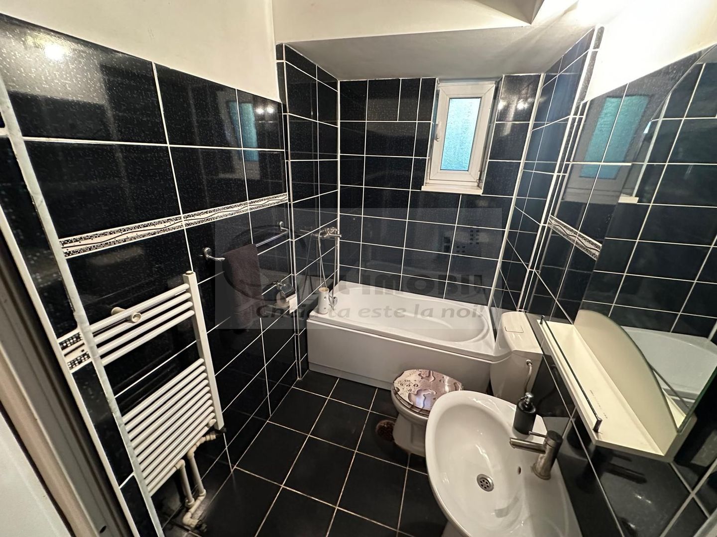 2 cam decomandat • demisol • Copou • 43 mp • 93.000 € negociabil - Poză 5