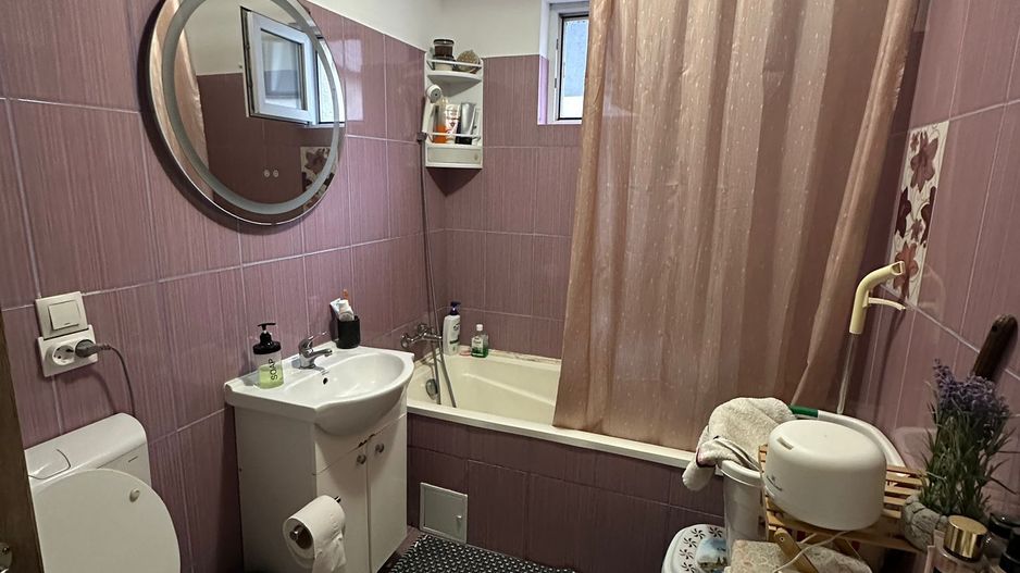 Apartament decomandat 3 Camere Turnu Magurele - Poză 15