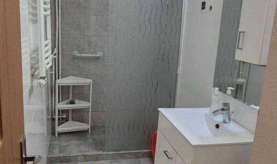 GARS VITAN MALL, BUCATARIE INCHISA, PRIMA INCHIRIERE, METROU 10 MINUTE - Poză 6