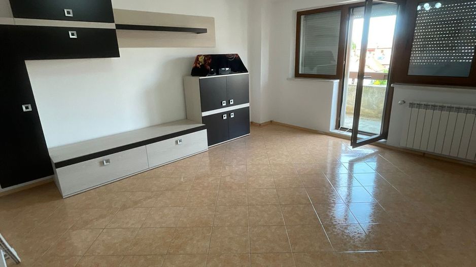 Apartament cu 2 camere de vânzare in zona centrala Alba Iulia - Poză 1