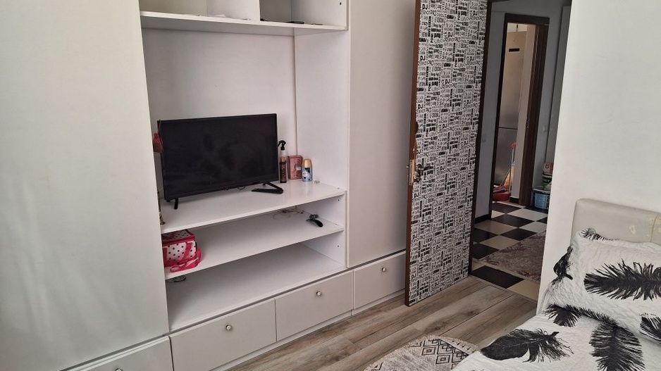 Inchiriez Apartament 2camere - Poză 4