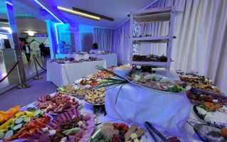 AFACERE FUNCTIONALA SALA EVENIMENTE SI PISCINA - Poză 9