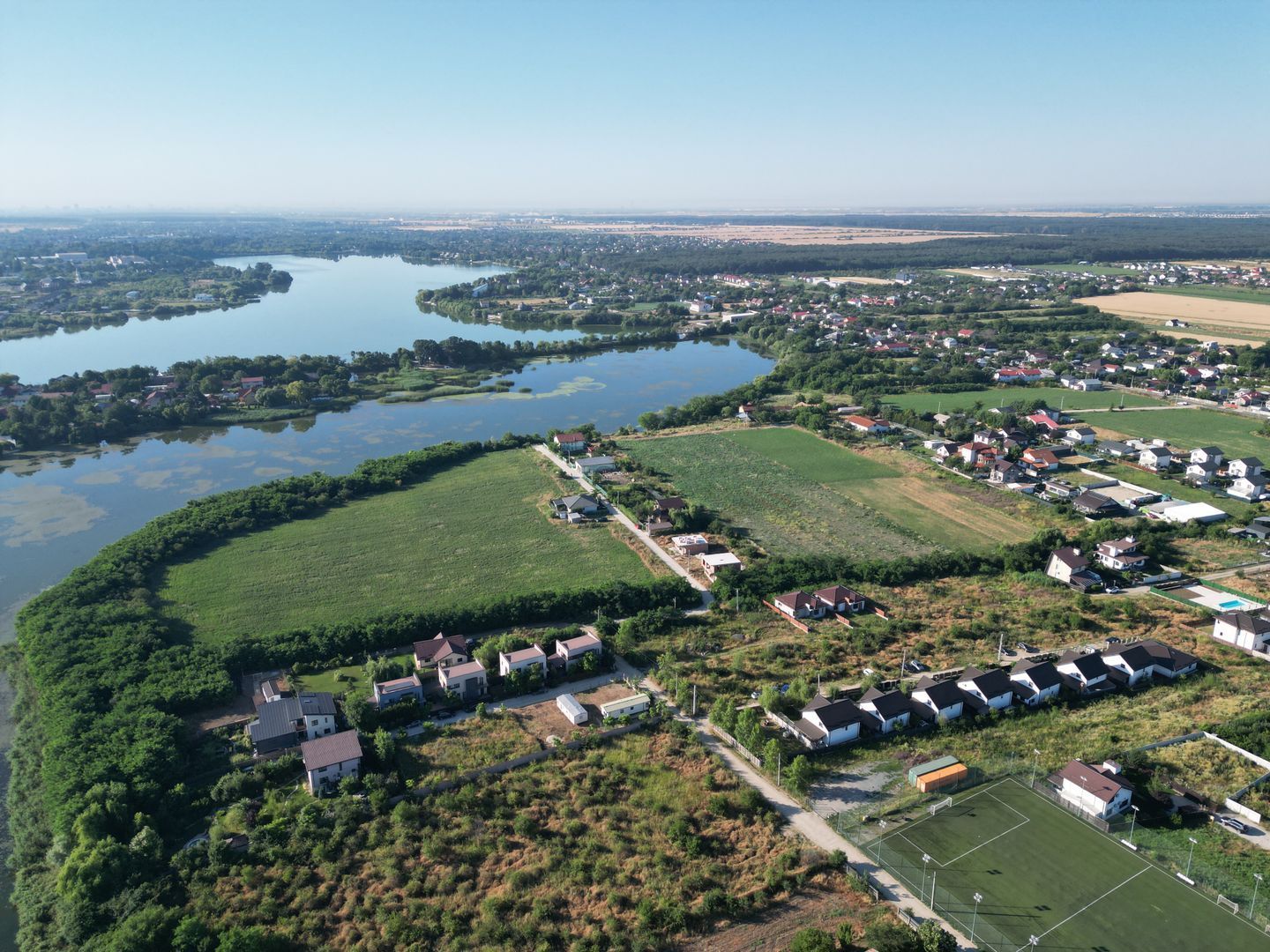 URGENT- Teren cu toate utilitatile -Complex Modolea Residence CREVEDIA - Poză 6