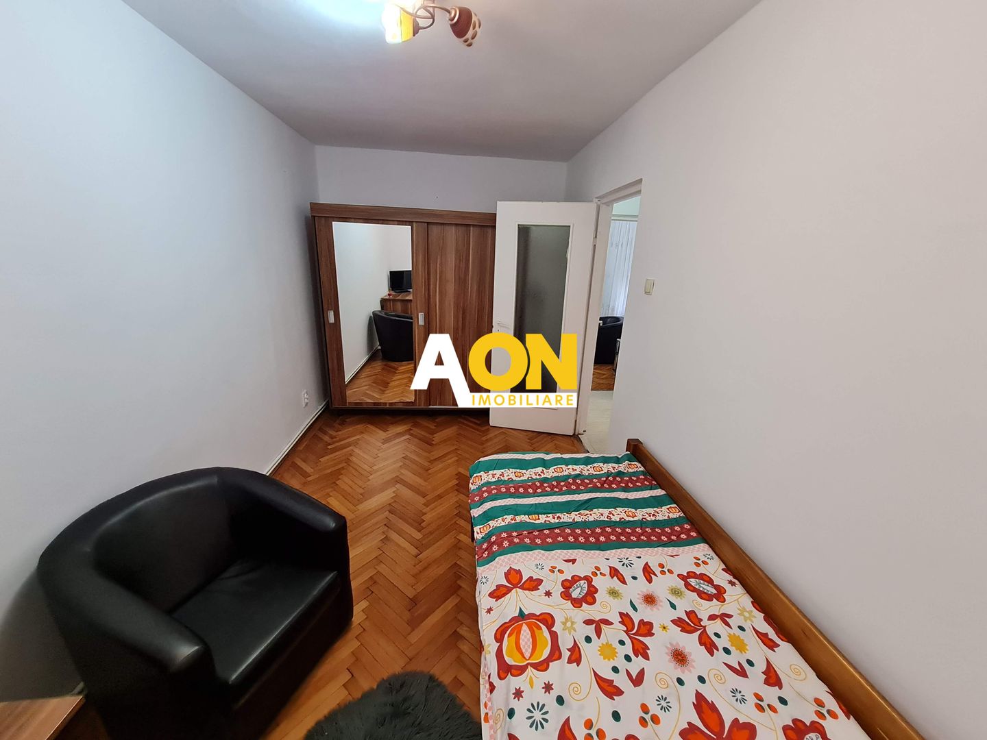 Apartament 3 camere, Parter, Semidecomandat, Zona Cetate - Poză 8