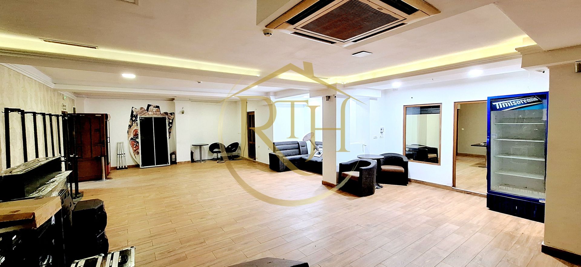 De inchiriat– fosta Terasa Tabaco  in Complexul Studentesc, Timisoara. - Poză 8