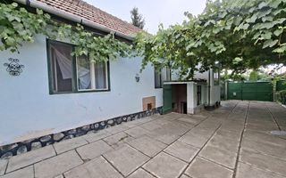 Casa individuala D+P+Pod teren 252 mp baie cu geam si curte in Sibiu - Poză 2