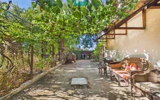 Casă cu etaj, în localitatea Buteni, Arad - Poză 17