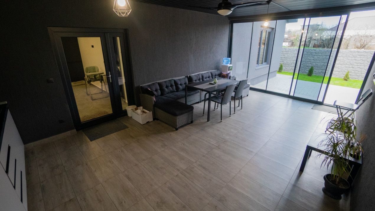Agigea - Casa  deosebita cu piscina, mobilata si utilata complet. - Poză 54