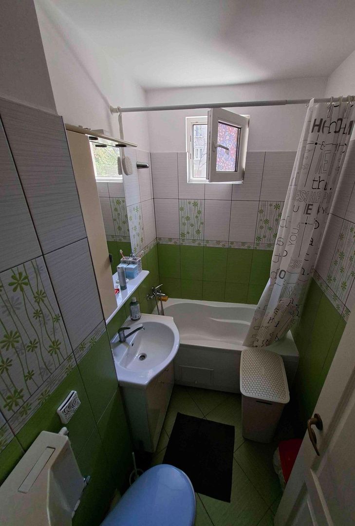 Vanzare Apartament 2 camere, 52 mp, etaj 2/10 – lipit de Parcul Moghioroș - Poză 3