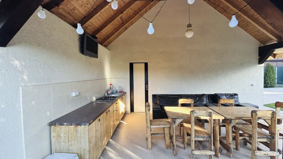 Casa individuala cu pivnita in Sura Mica, zona Salii de sport - Sibiu - Poză 10
