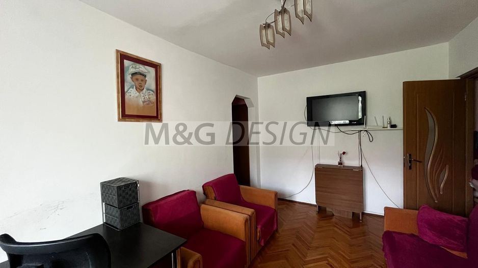 Apartament cu 3 camere Dacia - Poză 1