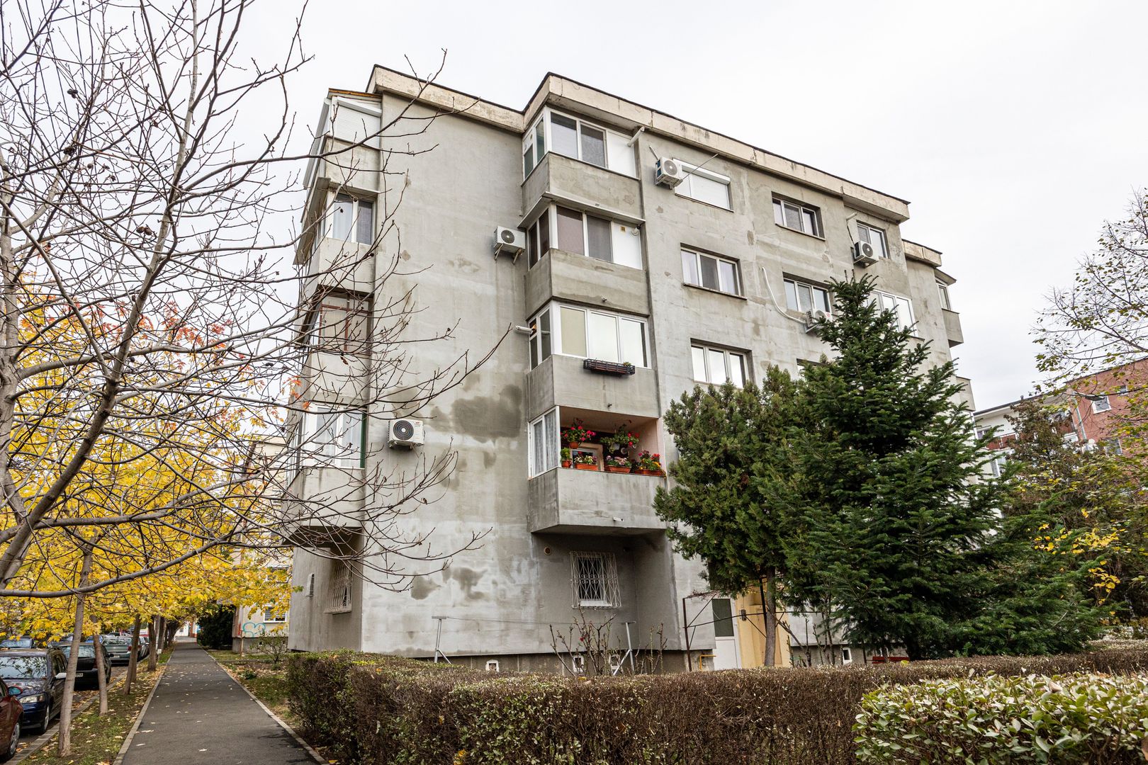 Rezervat Apartament renovat, cu 2 balcoane, la Etajul 1 in Micalaca - Poză 6