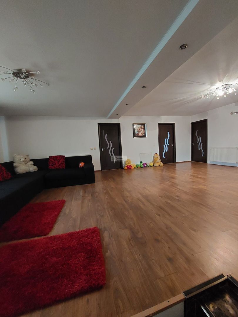 Casa/vila de vanzare in Garoafa /Vrancea - Poză 13