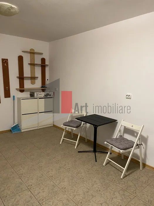 De vanzare apartament 2 camere tineretului - Poză 1