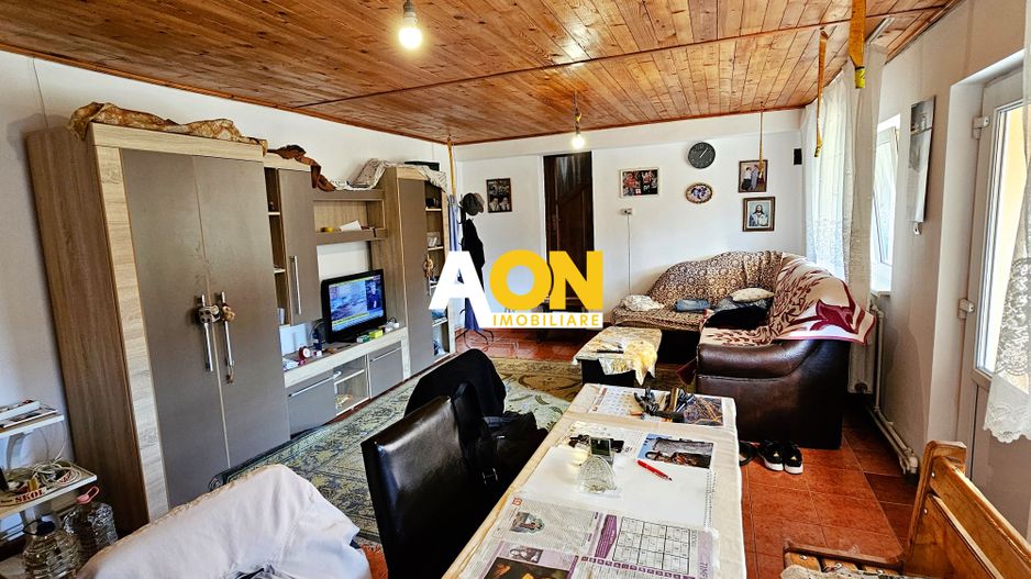 Casa 3 camere, 2 bai, garaj, 515 mp teren, Barabant - Poză 9