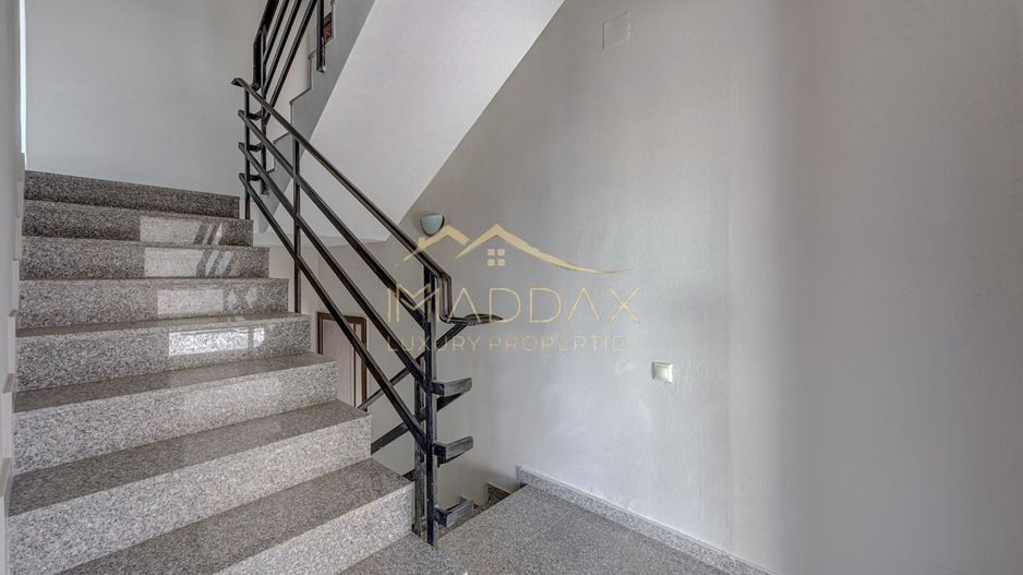 Vila ***400mp*** + Curte Proprie // zona Aviației - Poză 17