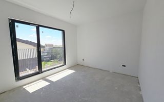Vila excelenta- 5 camere- cartierul nou- dressing-500m de autobuz - Poză 8