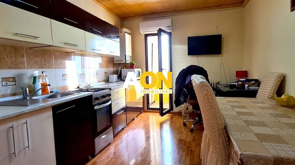 Apartament de vanzare, 3 Camere, Zona Ampoi 2 - Poză 3