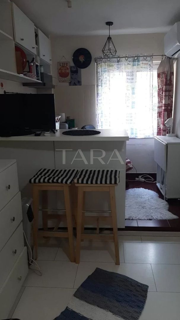 Garsoniera 16 mp-Zona The office - Poză 1