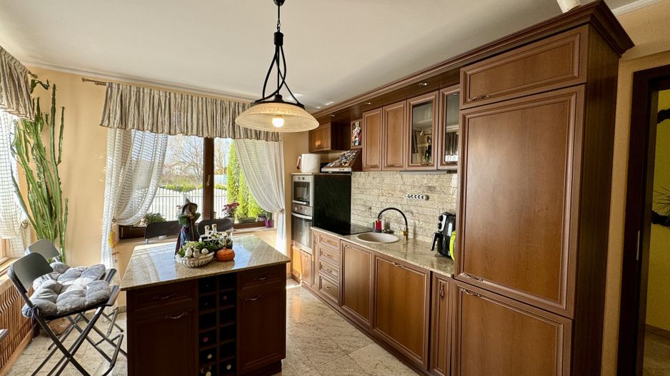 Vilă individuală de vânzare în Râșnov, Zona Primăverii | Natură și Confort - Poză 10