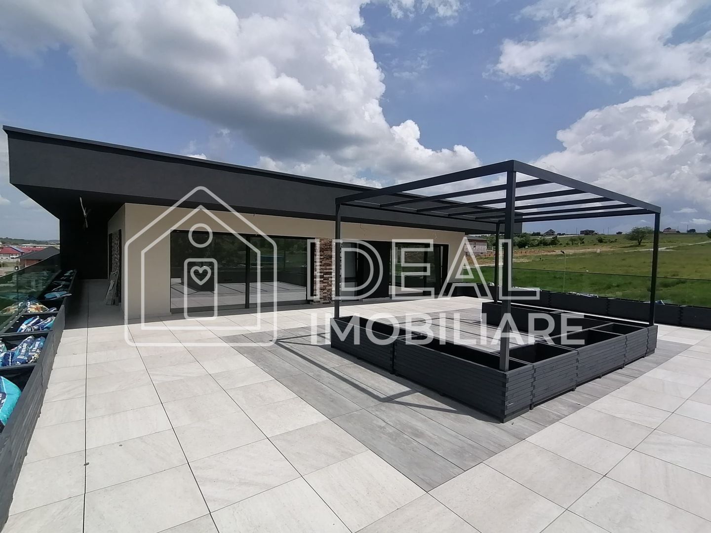 Casa  Exclusivista cu piscina si 1200 mp de teren, in Cisnadie - Poză 5