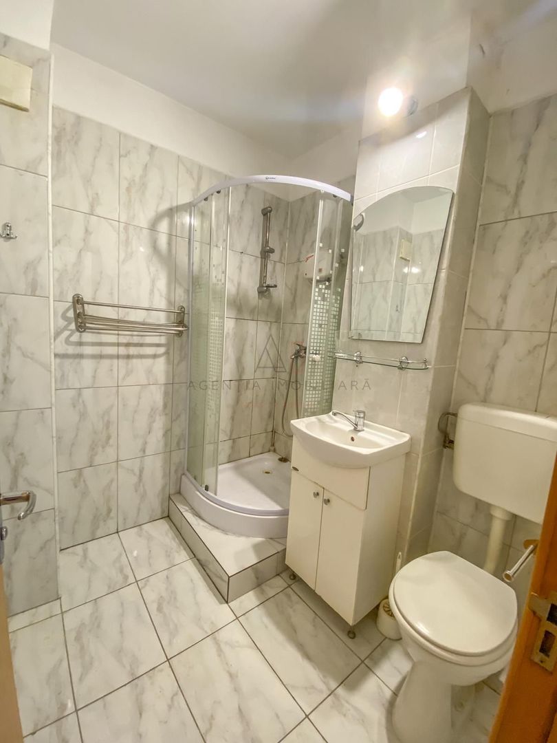Garsoniera spatioasa | Metrou Gorjului - Poză 9