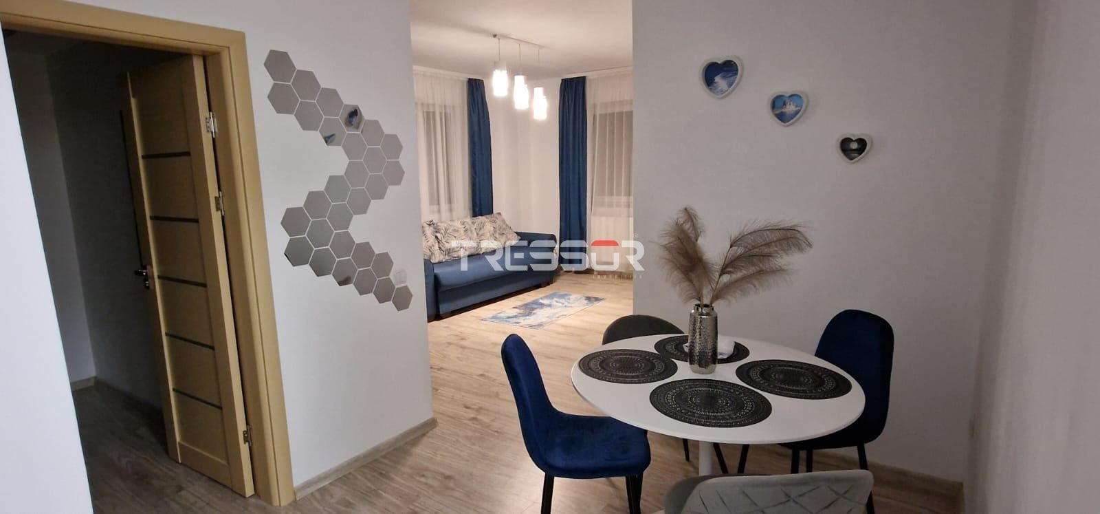 2 camere | Mamaia, zona Vega | Vedere la mare | Parcare  privată - Poză 1