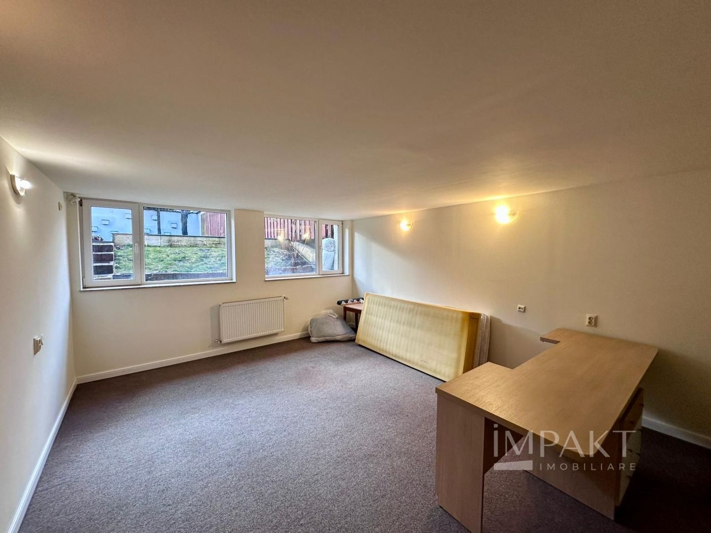 Casa de inchiriat | 6 camere, terasa, sauna, 320 mp - Poză 17