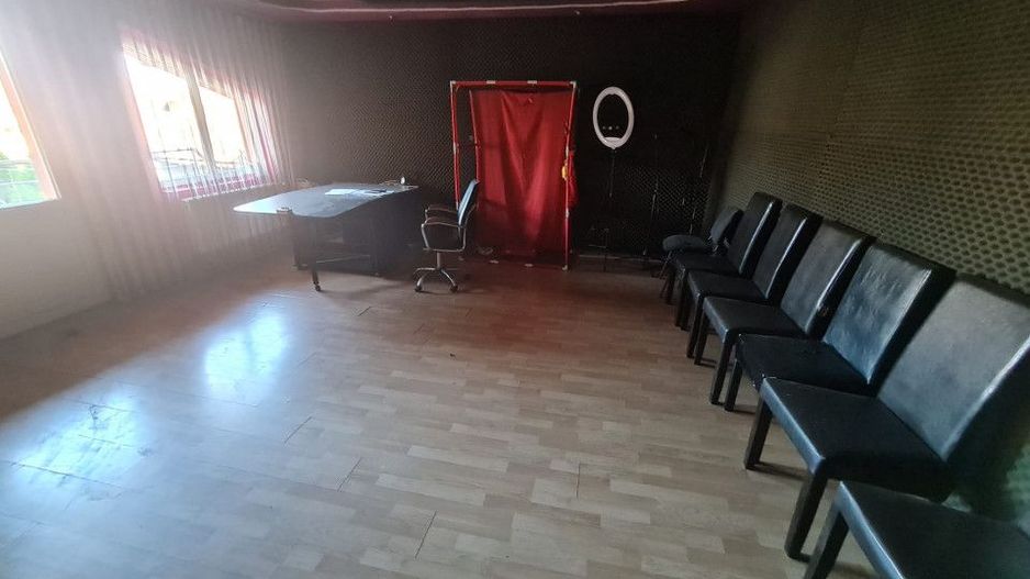 Vilă cu studio muzical și 7 camere – Calea Severinului, Târgu Jiu - Poză 19