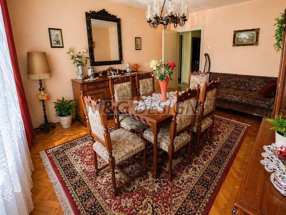 Circumvalatiunii-Bogdanestilor, etaj 1, 2 camere decomandat - Poză 1