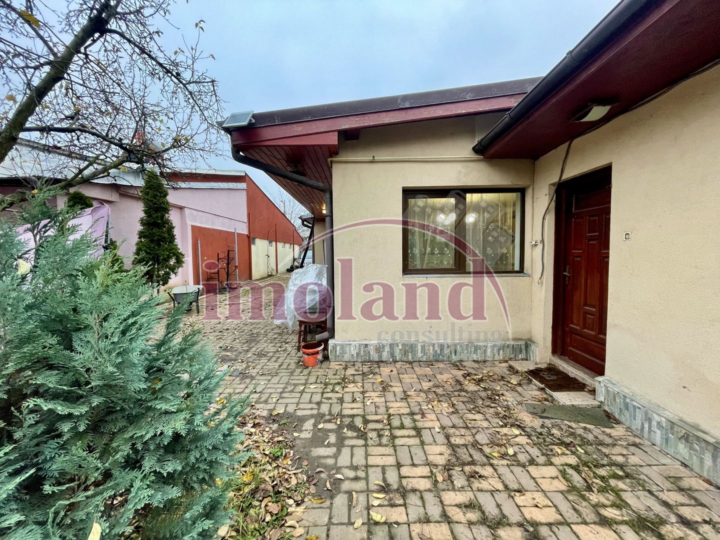 Casă parter 123 mp, complet renovată, curte generoasă, teren 400 mp - Giulesti - Poză 7