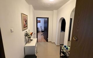 VANZARE 3 CAMERE DECOMANDAT MALL VITAN - Poză 3