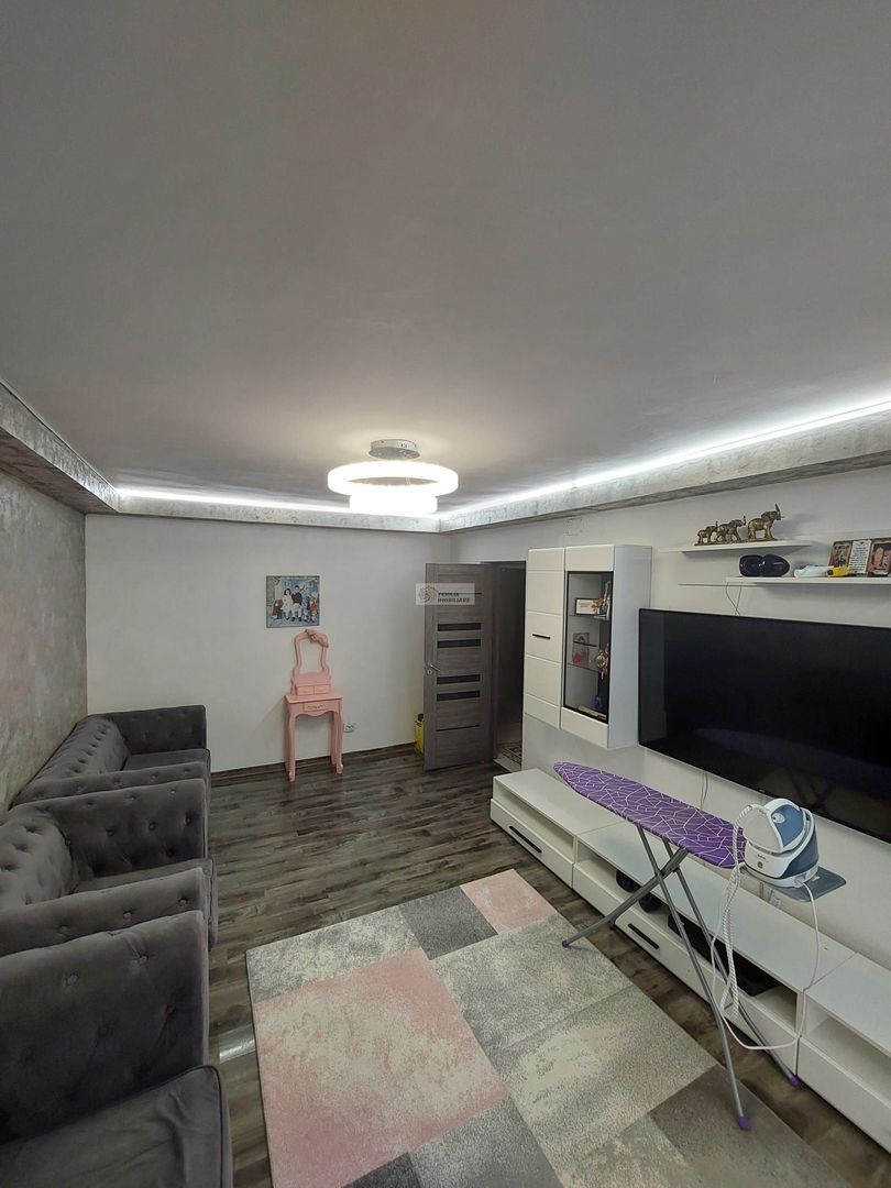 Apartament 3 camere/PARTER/IPJ /str. Lupeni/FOCSANI - Poză 2