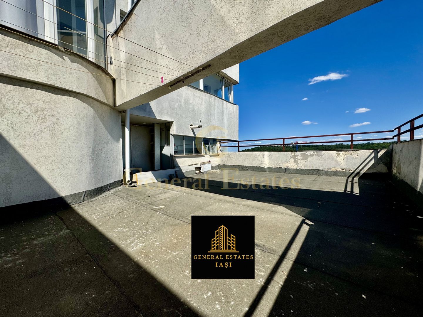 Vânzare apartament în 3 Nivele cu Terasă, Cug-șos.Nicolina - Poză 3