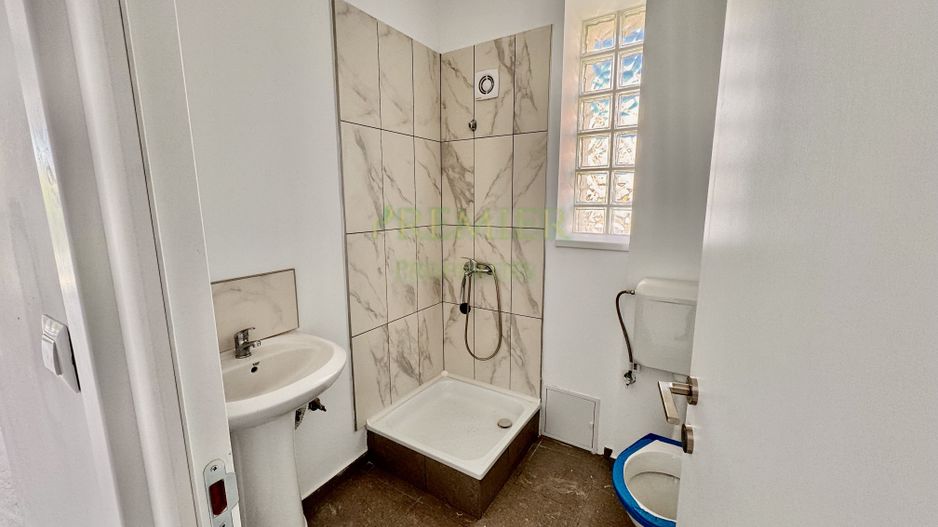 CLADIRE DE BIROURI | AZIL, GRADINITE, SCOLI, CABINETE MEDICALE, NOTARIAT, AVOCAT - Poză 13