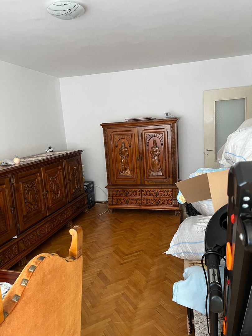 Soarelui | 3 camere | Decomandat | 2 băi | Centrala proprie | Etaj 2 - Poză 3
