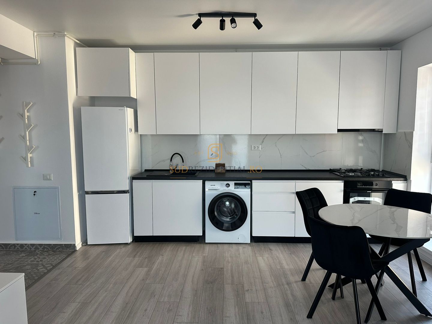 2 camere | Mobilat | Parcare | Apărătorii Patriei - Poză 1