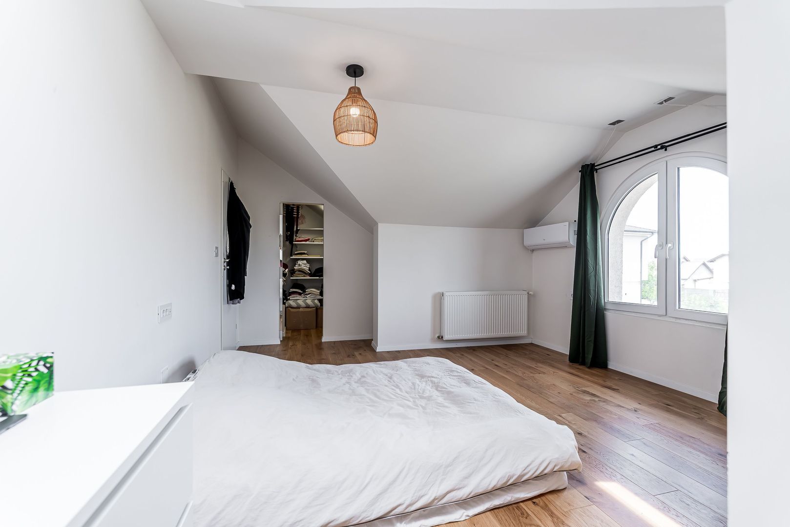 Casa 4 camere P+M - Via Carmina, Vladimirescu - COMISION 0 - Poză 4