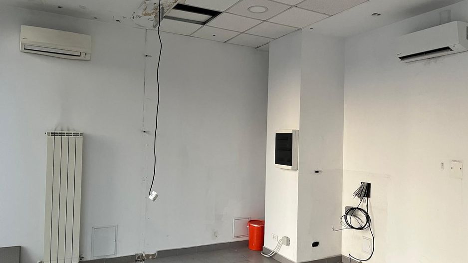 Spatiu comercial la artera - Poză 1