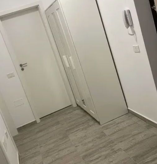 Ap. 2 cam. dec. de inchiriat  Et. 4/8  Bloc Nou Kristal Metalurgiei - Poză 2