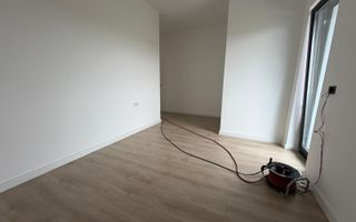 Triplex in Sacalaz | Finisaje premium | 4 camere | Asfalt | 2 balcoane - Poză 6