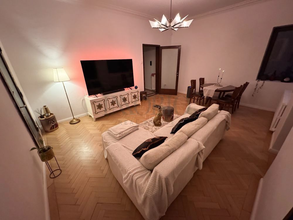 Apartament 2 camere + birou 100 m2 - imobil interbelic | Piata Romana - Poză 1