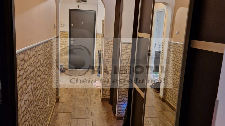 Apartament de vanzare 3 camere ,Gara - Poză 1